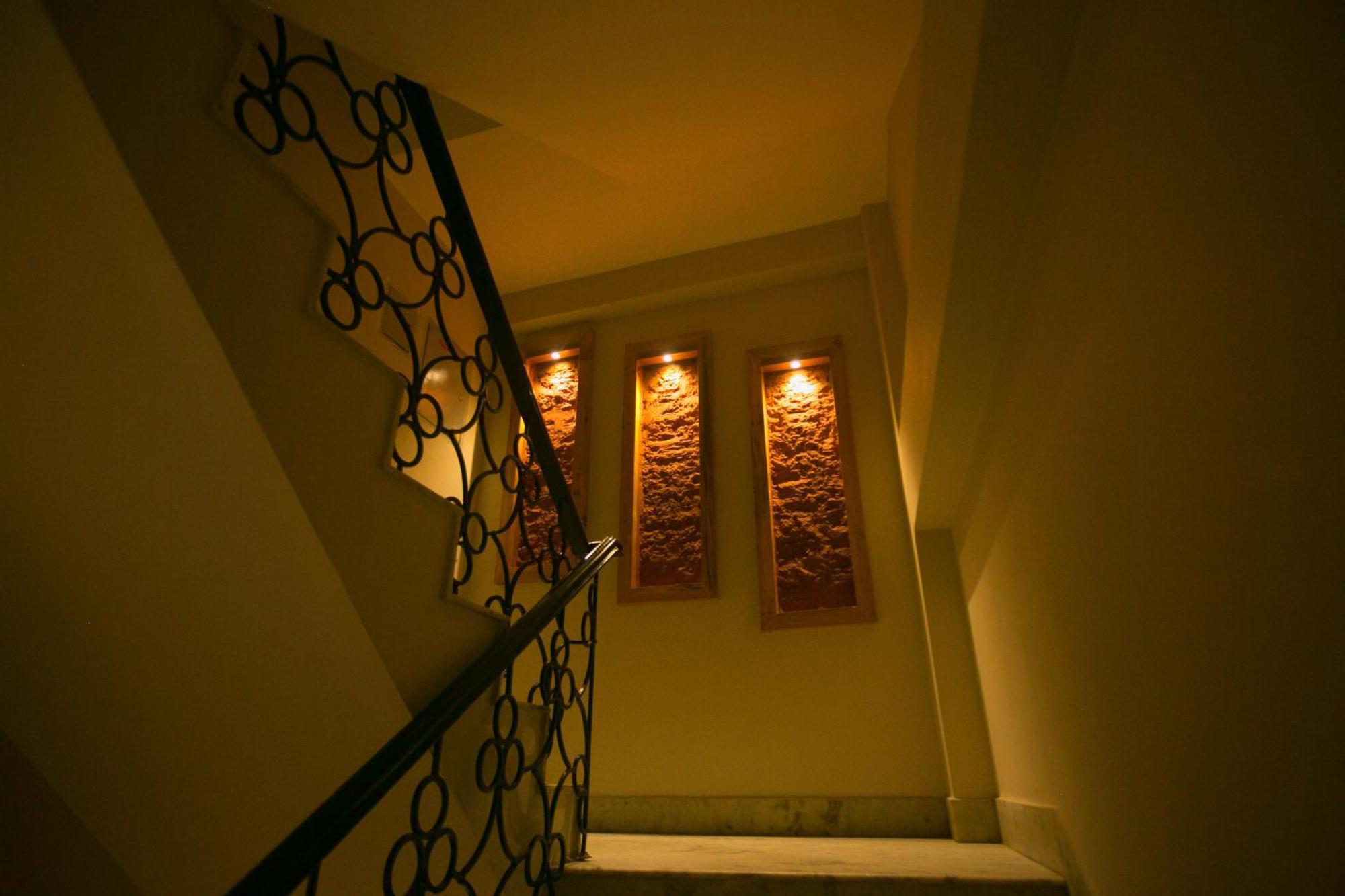Divya Boutique Inn Katmandu Dış mekan fotoğraf